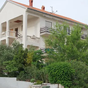 apartment-ivana-novi-vinodolski.primorje-gorskikotar.com/